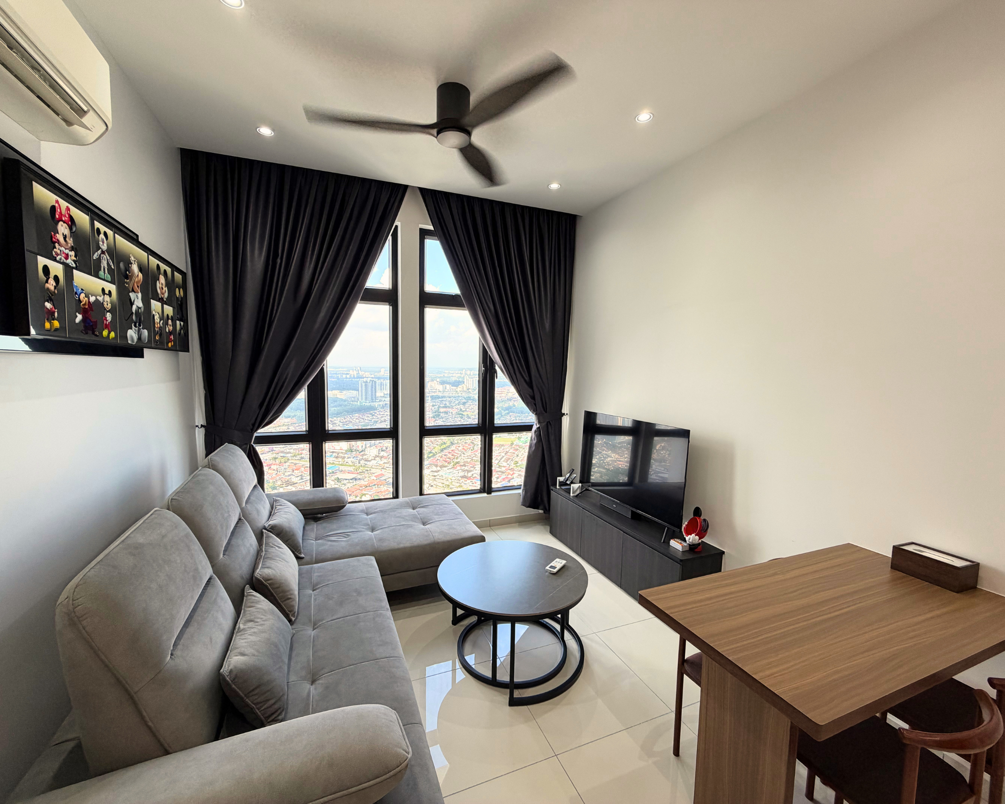 Studio w/living room